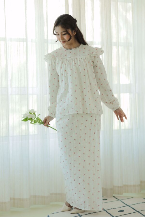 mommy audelia ruffles in madelyn